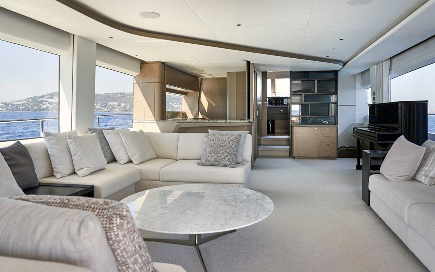 2023 PRINCESS YACHTS 87' 4