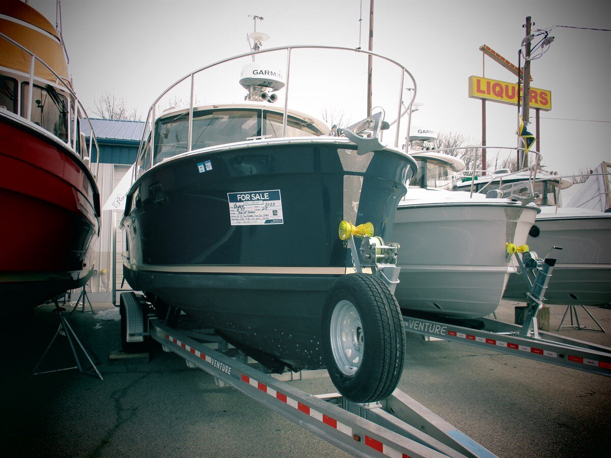 2023-ranger-tugs-27-1-0ed51f