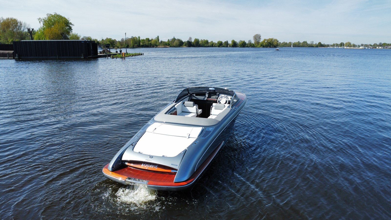 2023-riva-27-1-8a9b05