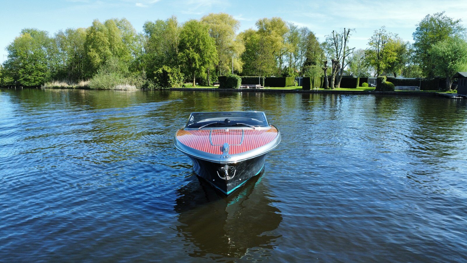 2023-riva-27-1-8a9b05