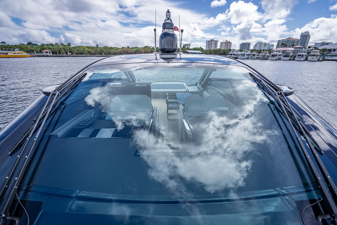 2023-riva-67-10-4ca7d5