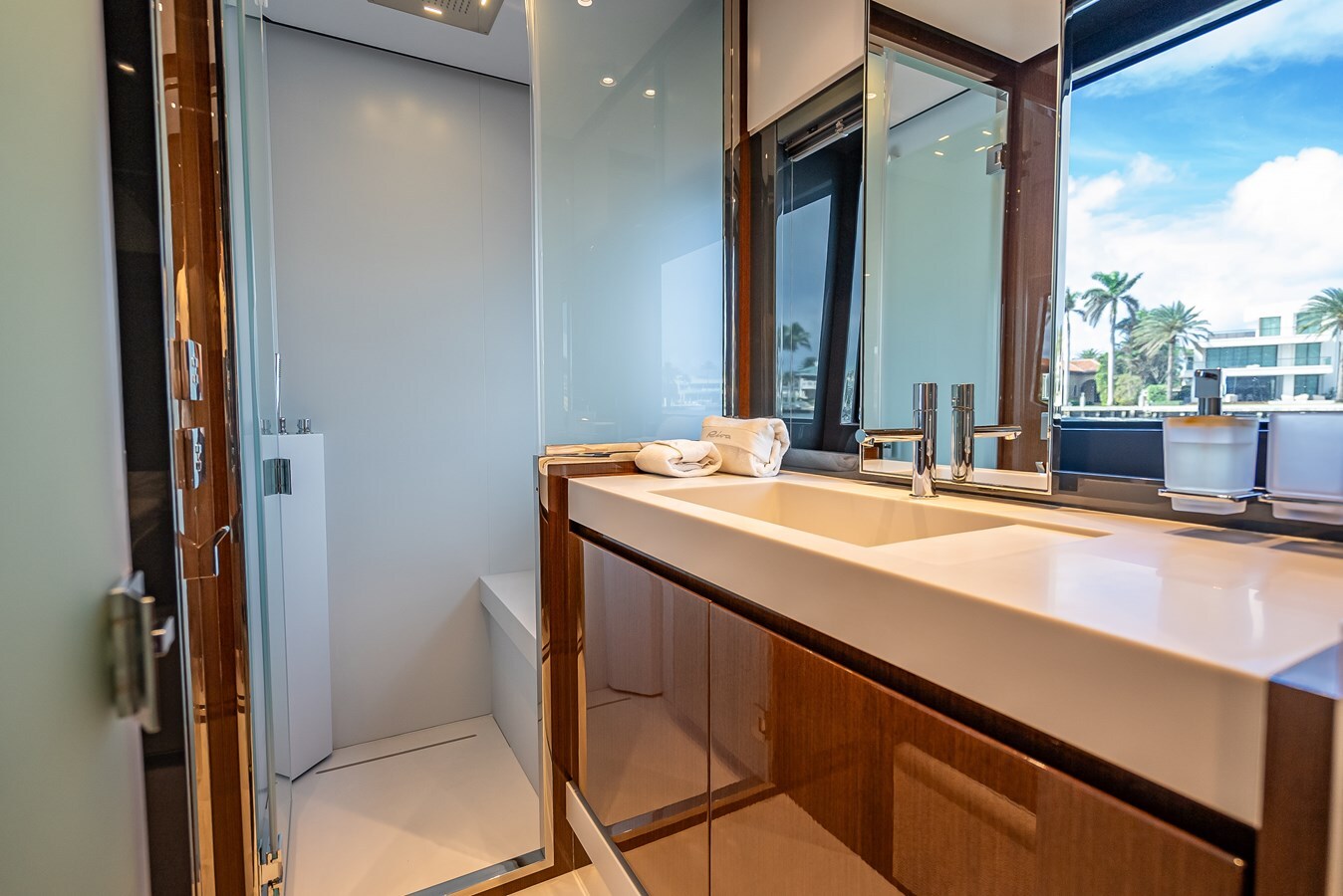 2023-riva-67-10-4ca7d5