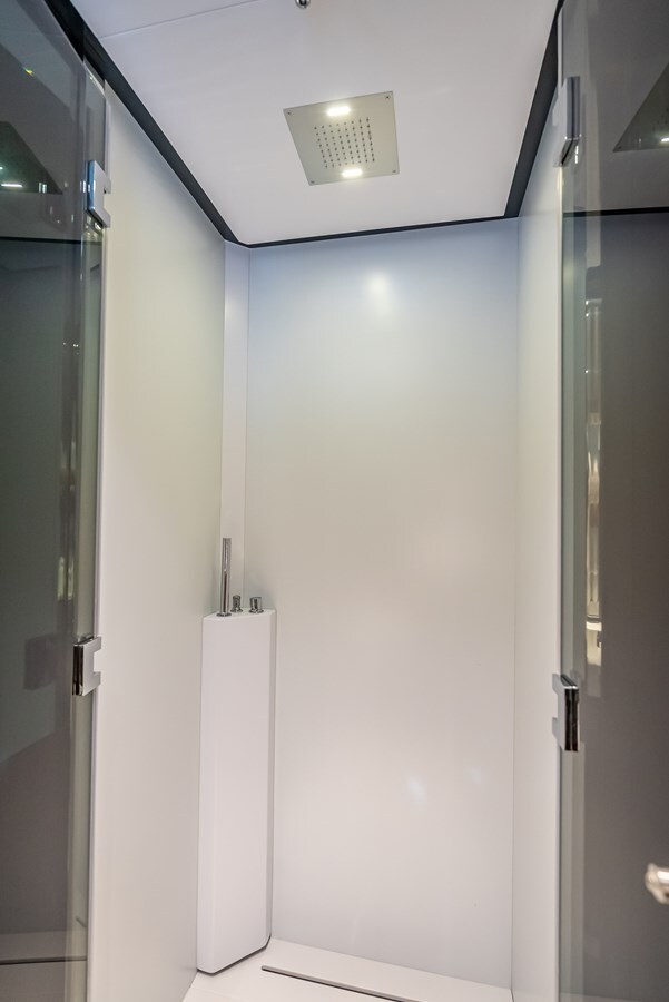 2023-riva-67-10-4ca7d5