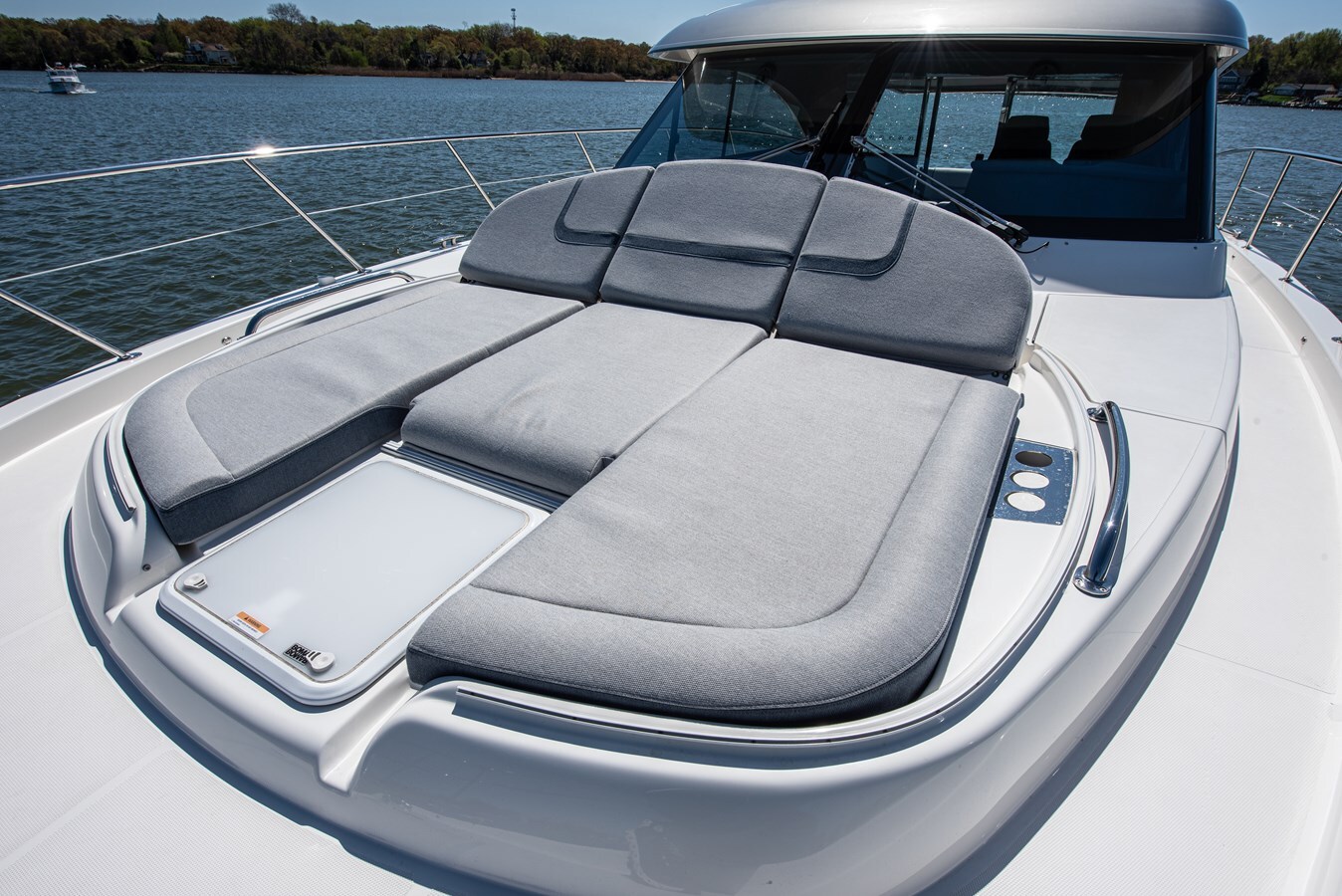 2023-riviera-46-2b6443