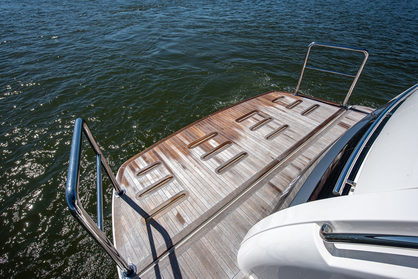 2023-riviera-46-2b6443