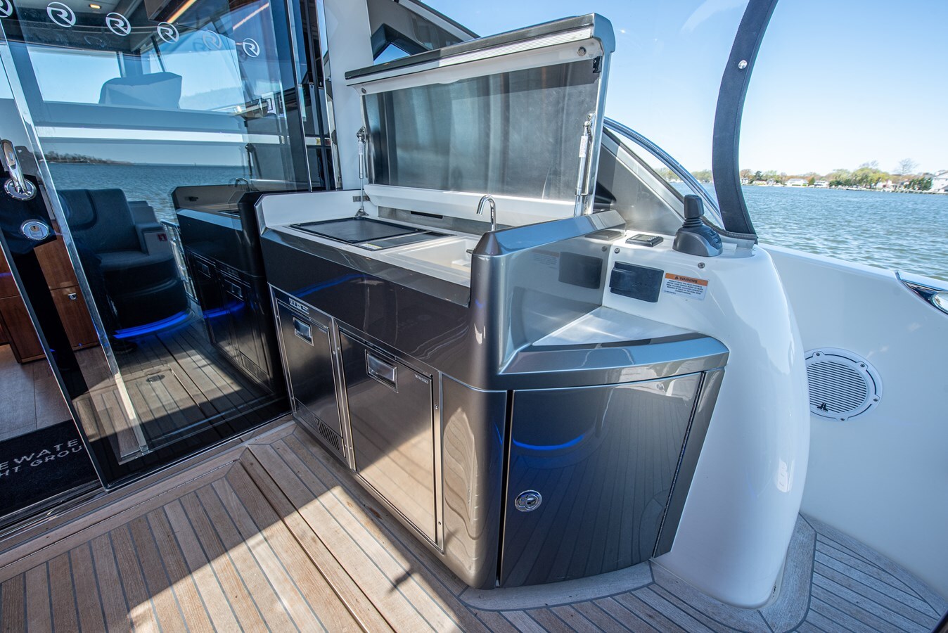 2023-riviera-46-2b6443