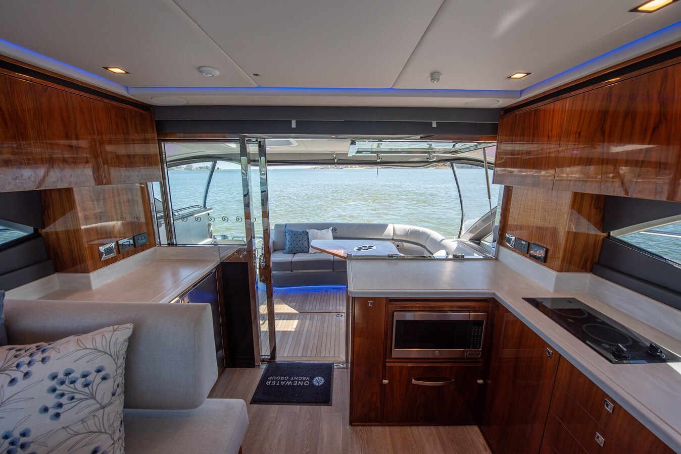 2023-riviera-46-2b6443