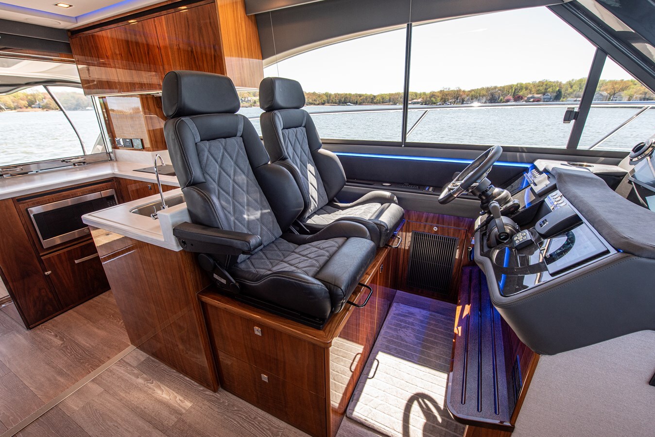 2023-riviera-46-2b6443