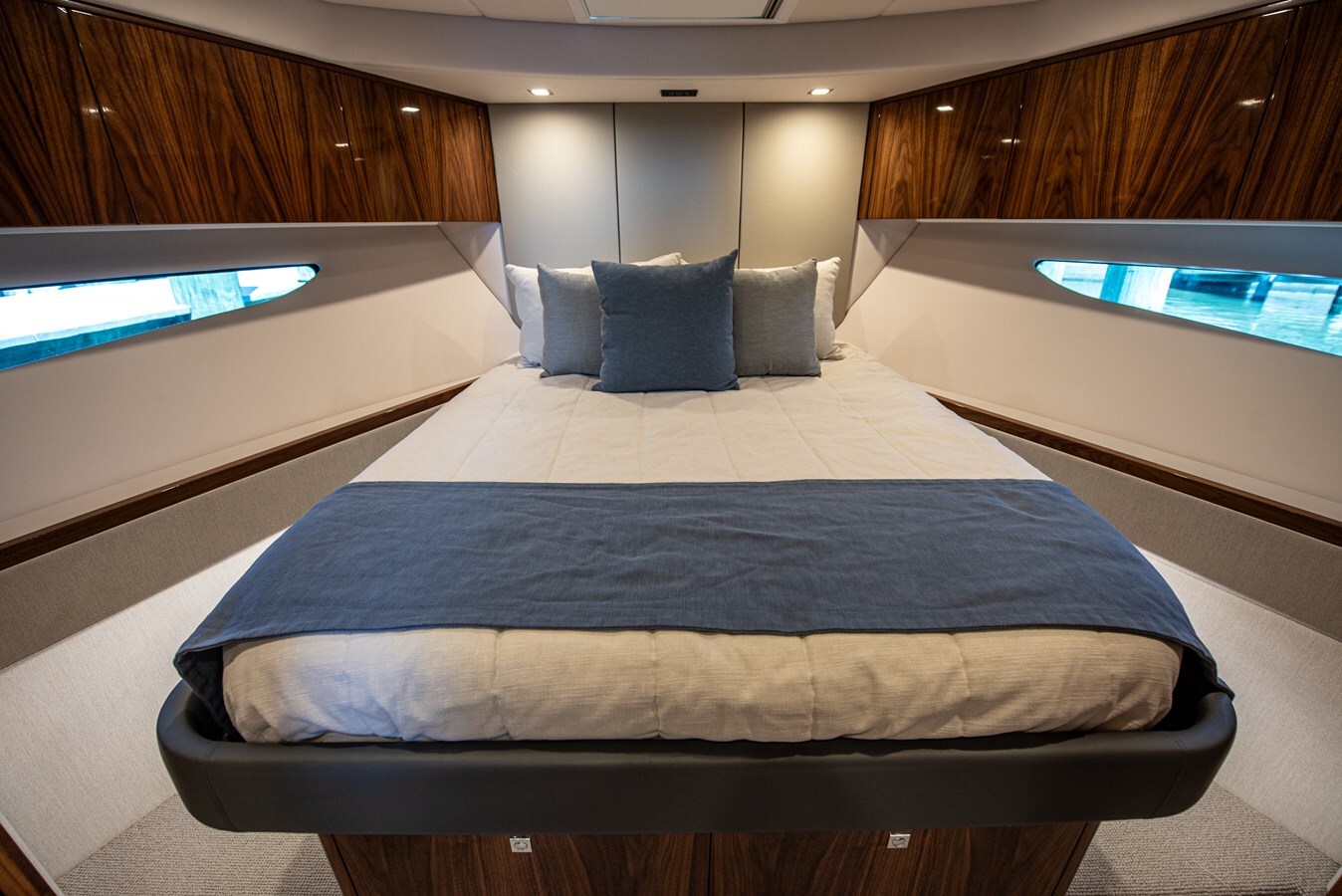 2023-riviera-46-2b6443