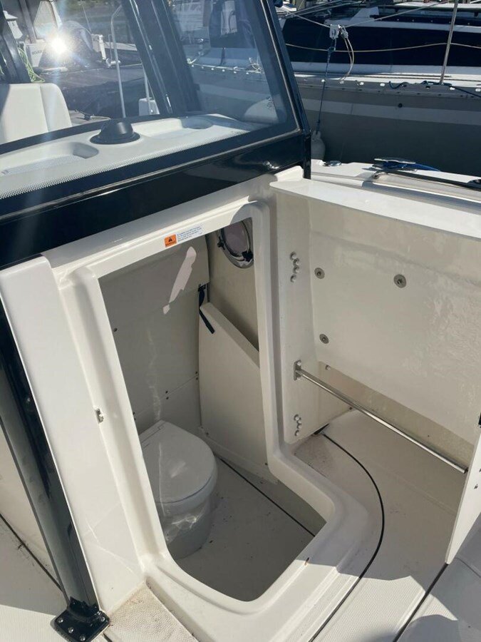 2023-robalo-27-6-43fae8