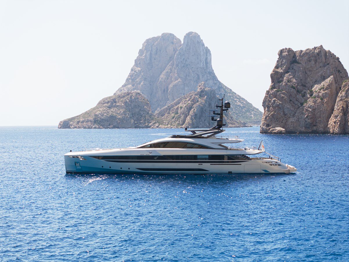 2023-rossinavi-163-5-d09d1c