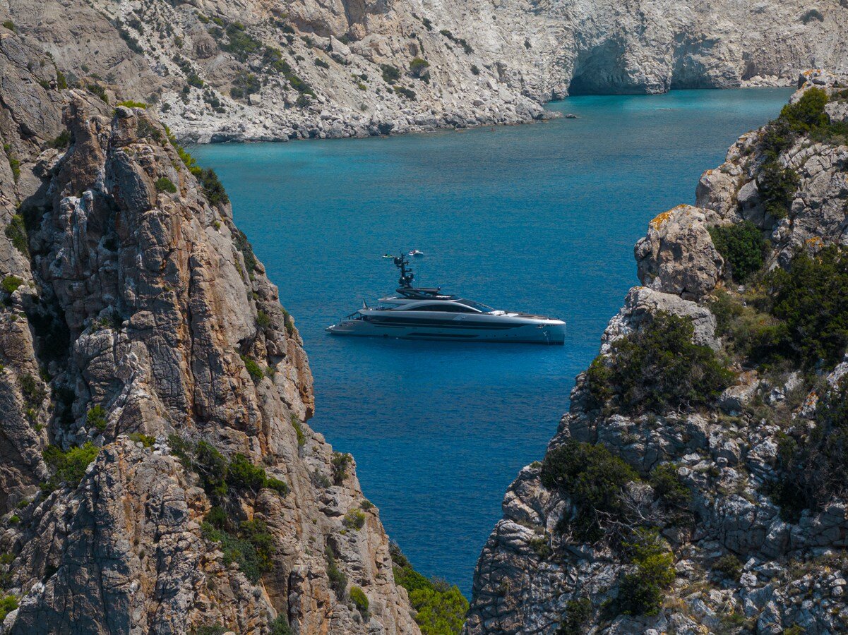 2023-rossinavi-163-5-d09d1c