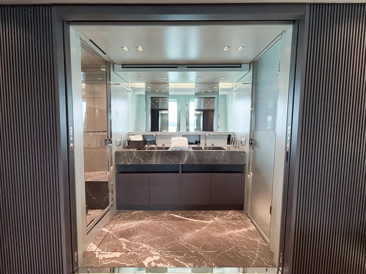 2023-sanlorenzo-87-6-d84aa3