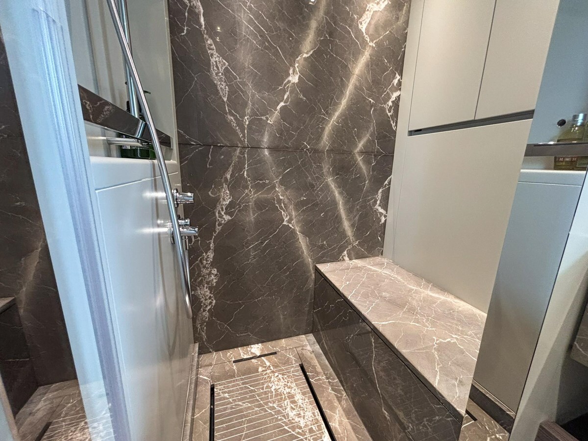 2023-sanlorenzo-87-6-d84aa3