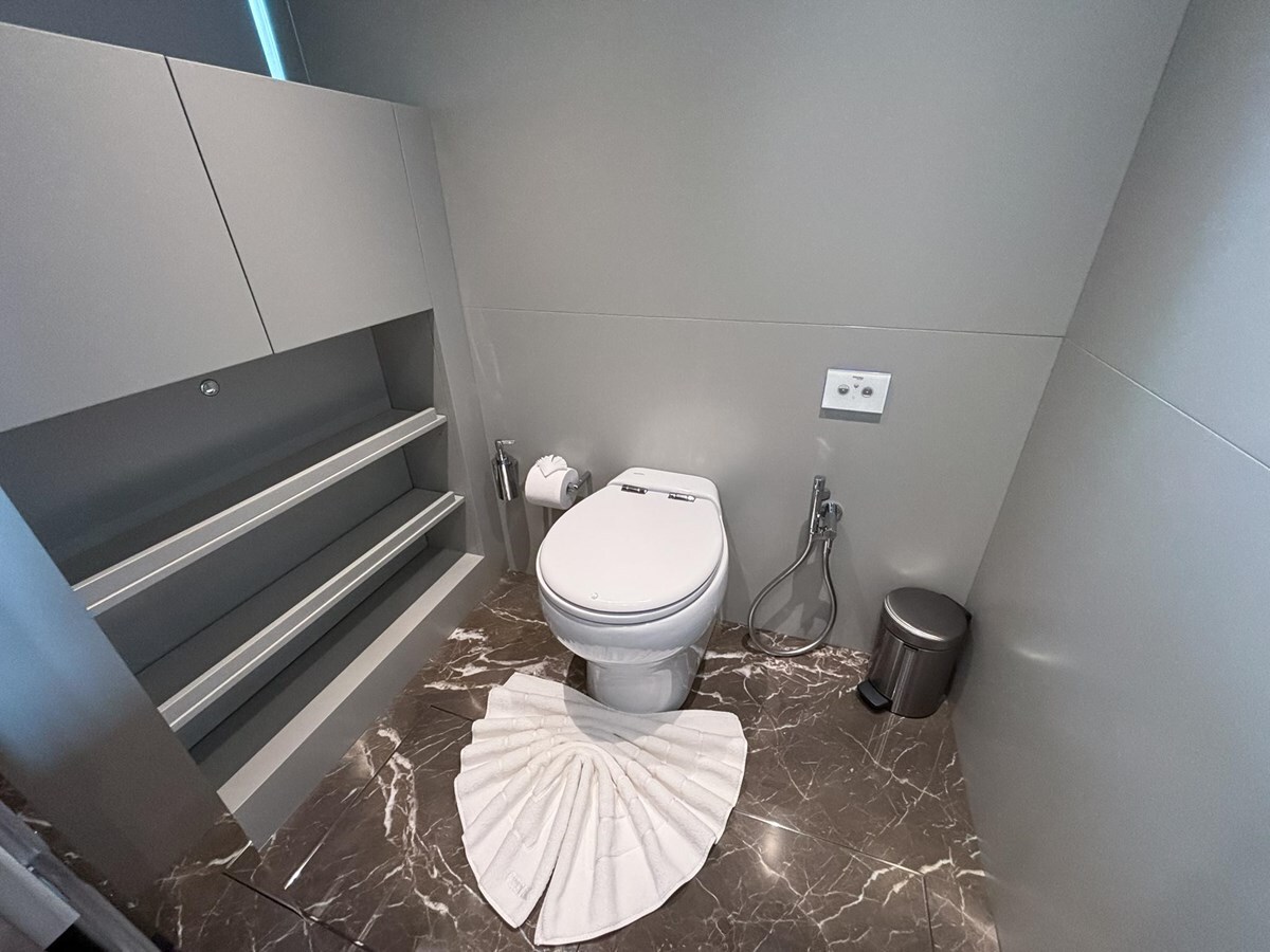 2023-sanlorenzo-87-6-d84aa3