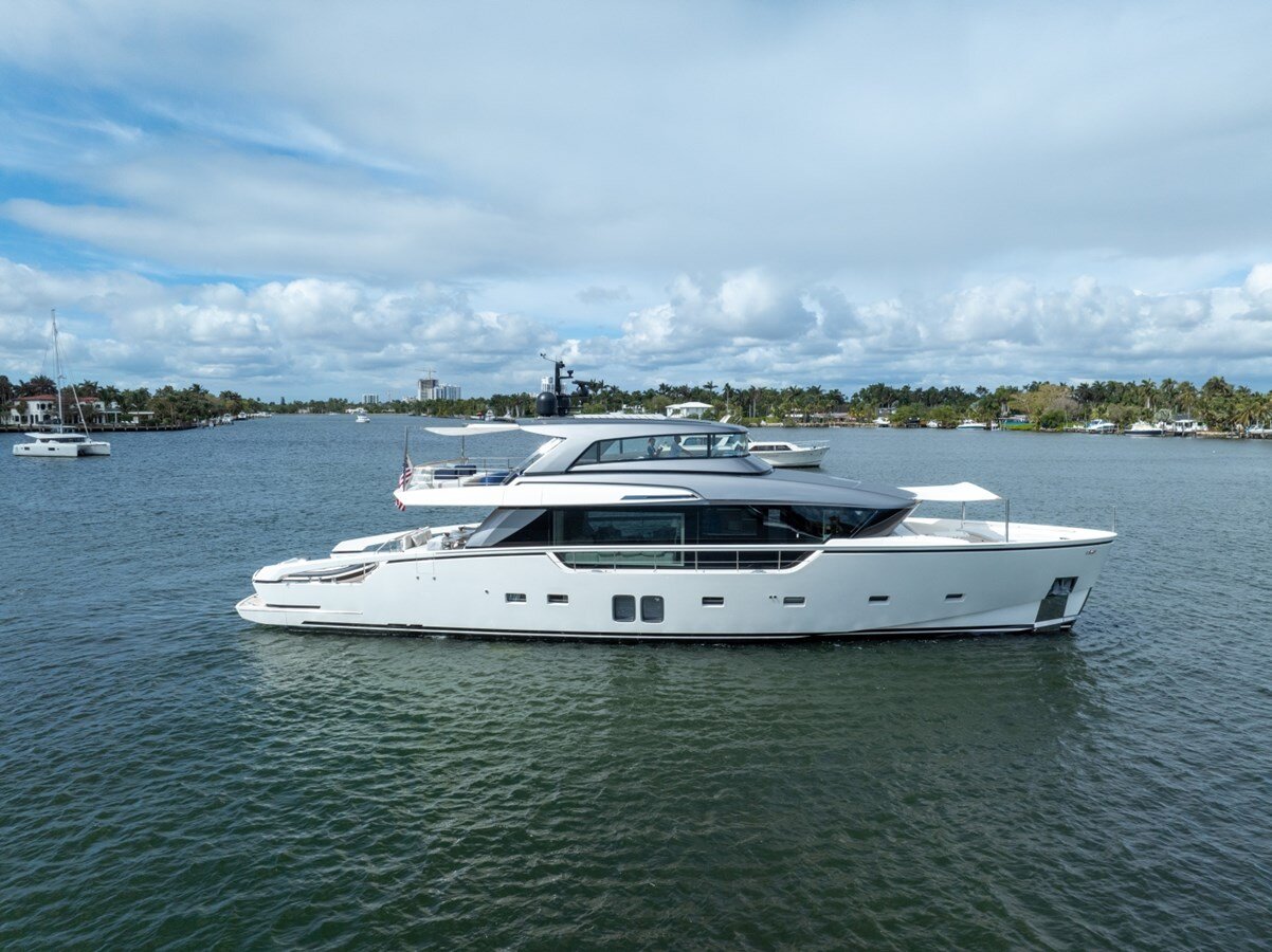 2023-sanlorenzo-87-8-92b3f7