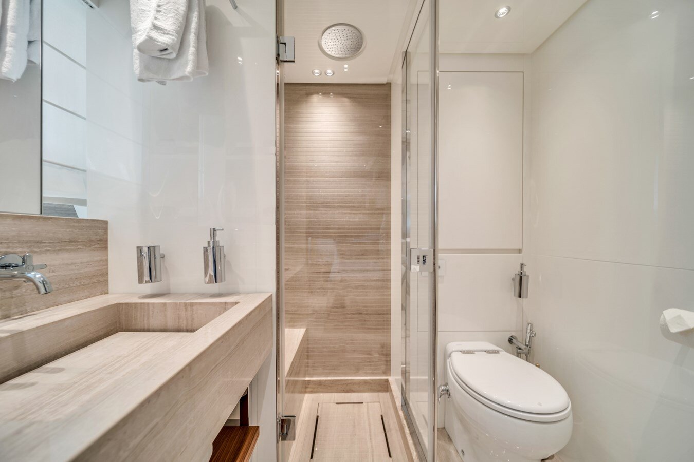 2023-sanlorenzo-87-8-92b3f7