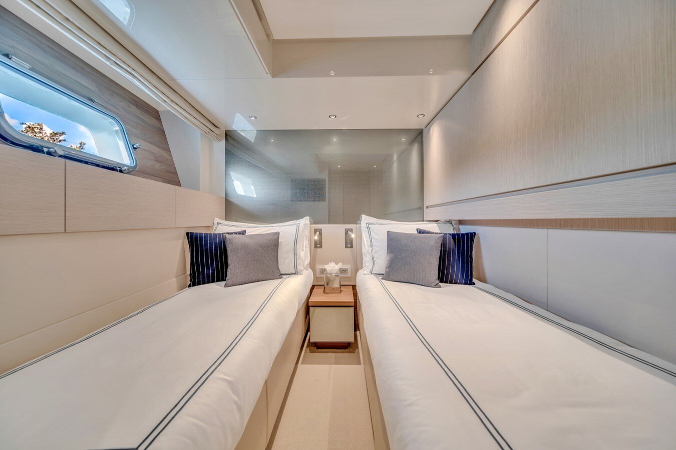 2023-sanlorenzo-87-8-92b3f7