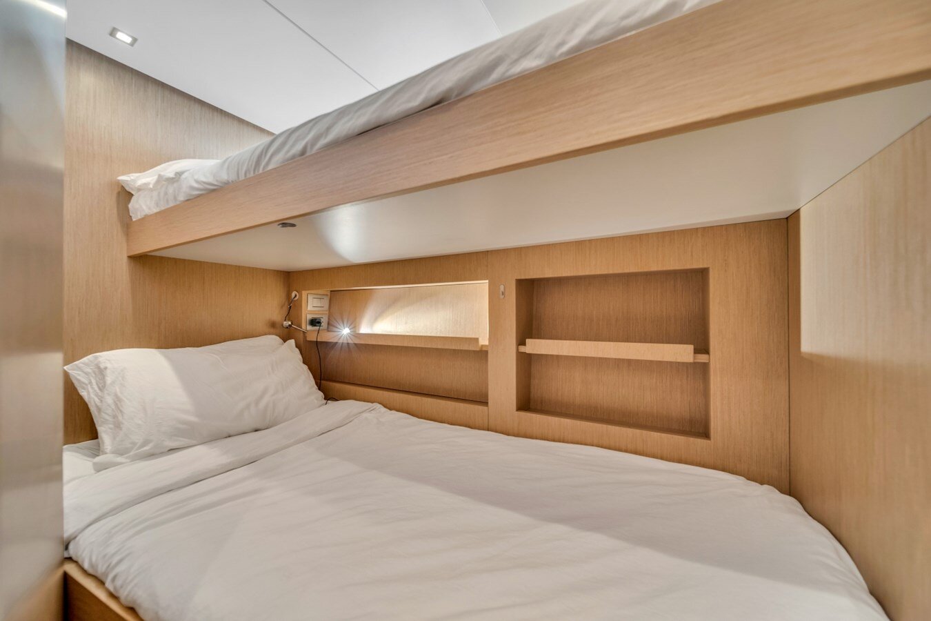 2023-sanlorenzo-87-8-92b3f7