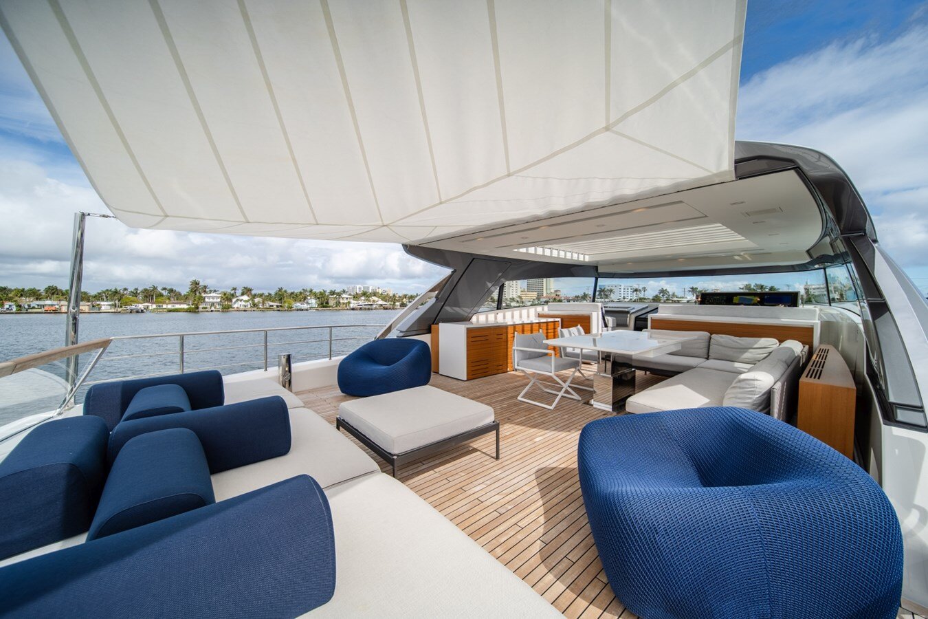 2023-sanlorenzo-87-8-92b3f7