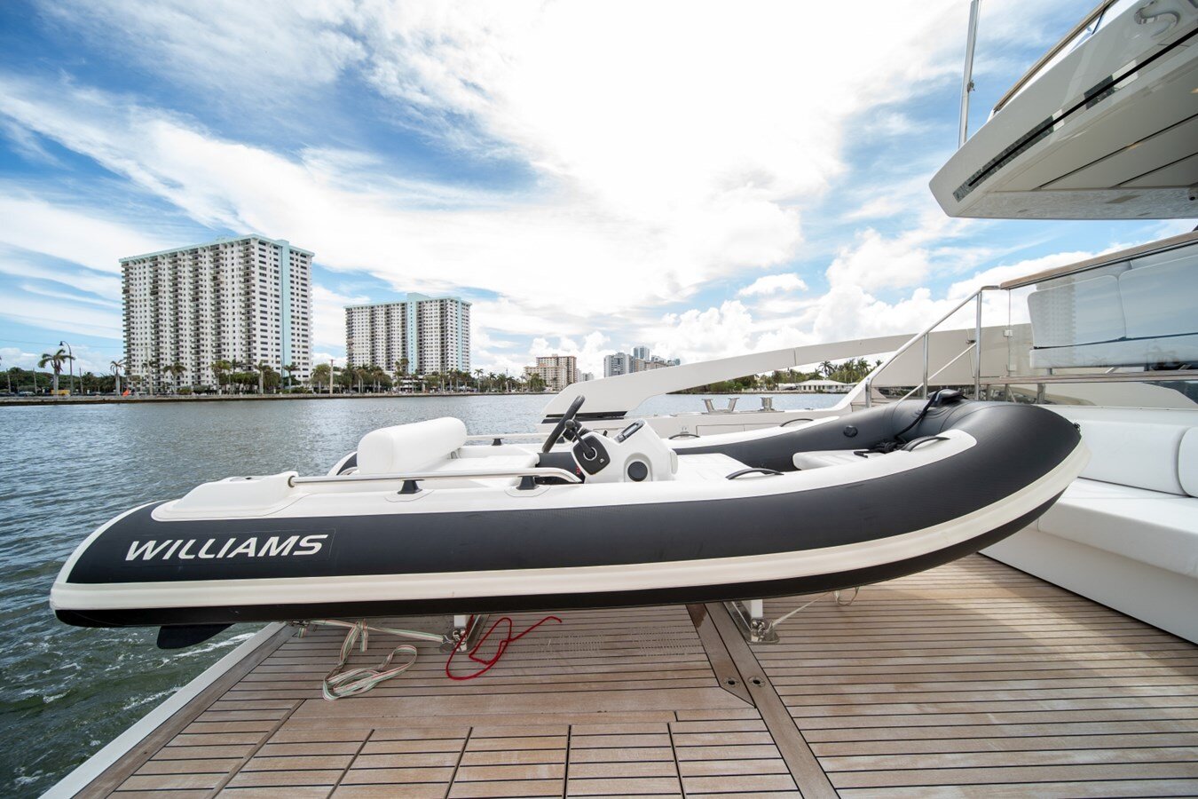 2023-sanlorenzo-87-8-92b3f7