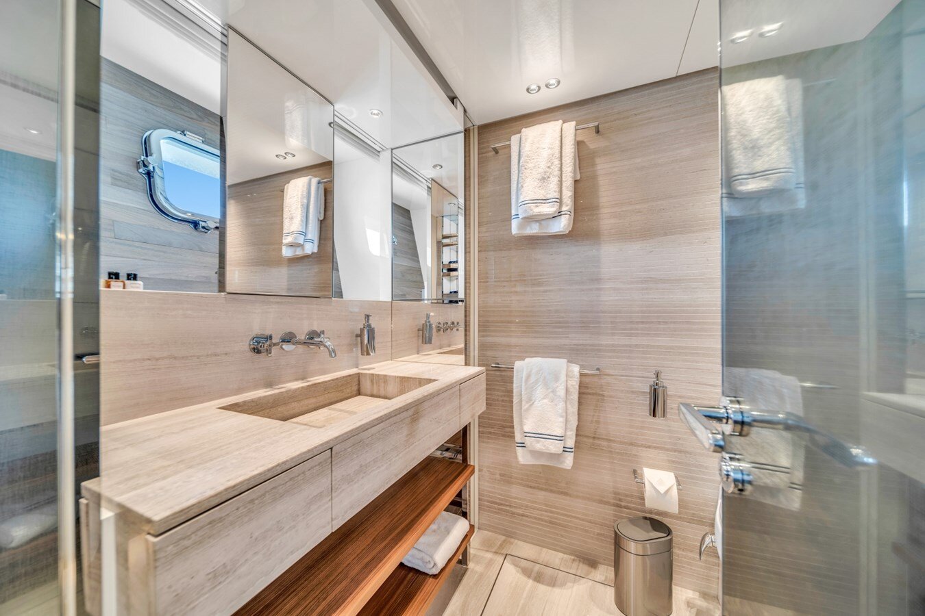 2023-sanlorenzo-87-8-92b3f7