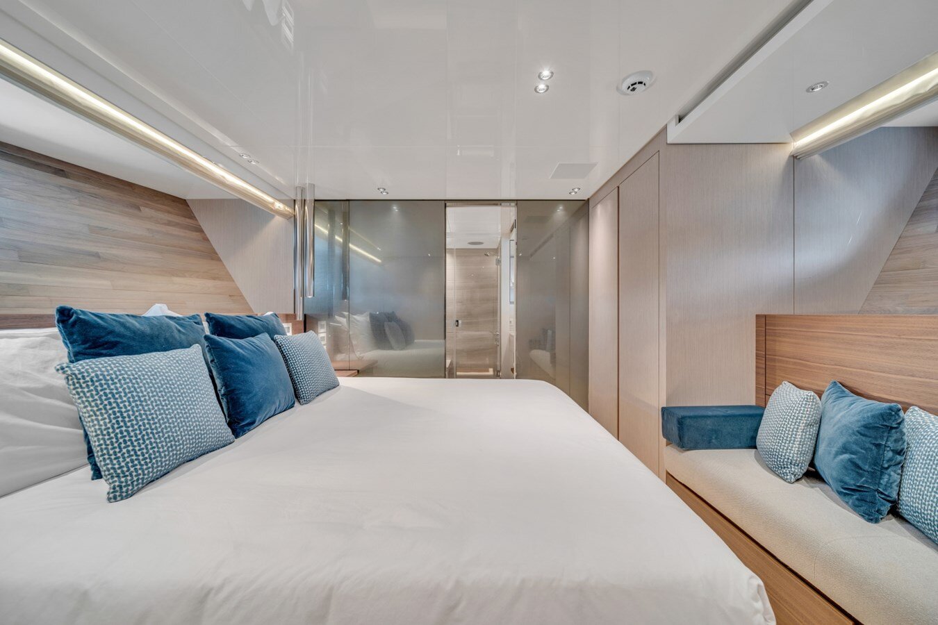 2023-sanlorenzo-87-8-92b3f7