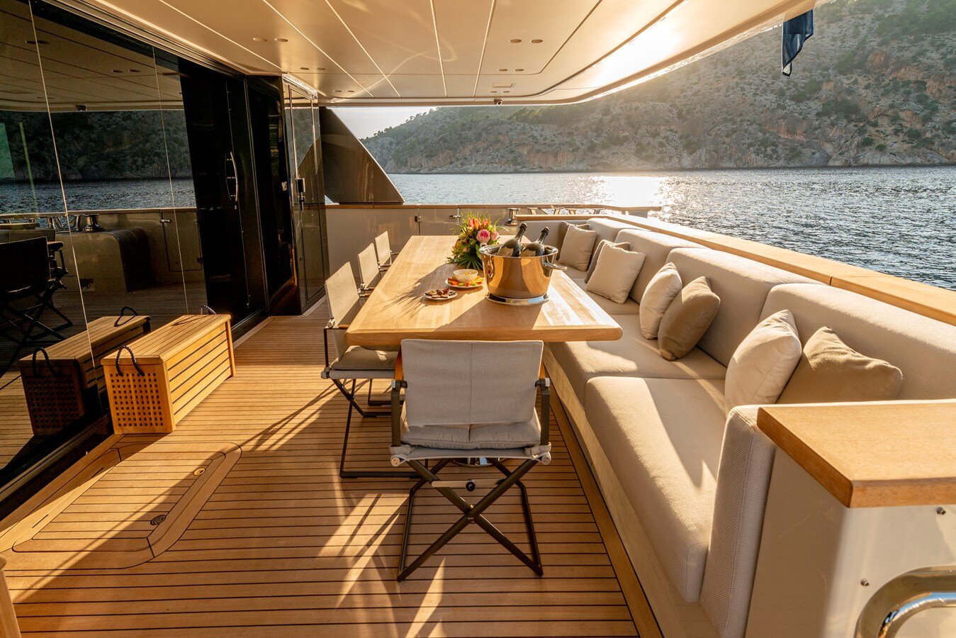 2023-sanlorenzo-94-11-aa9bf5