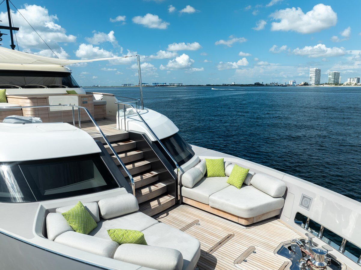 2023-sanlorenzo-96-7004f2