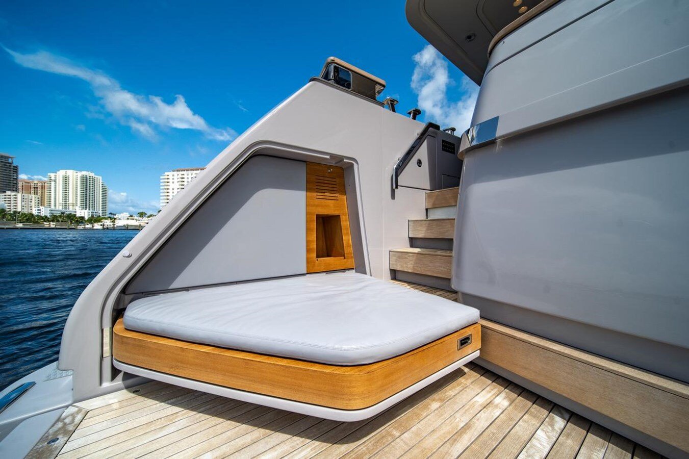 2023-sanlorenzo-96-7004f2