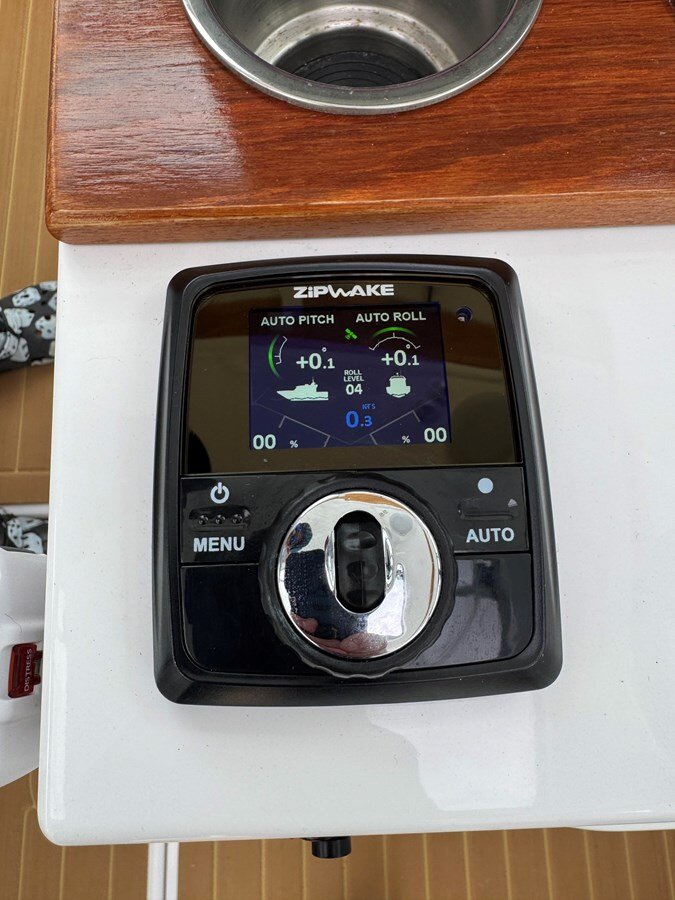 2023-southport-boatworks-32-6-003a79