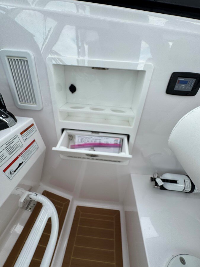 2023-southport-boatworks-32-6-003a79