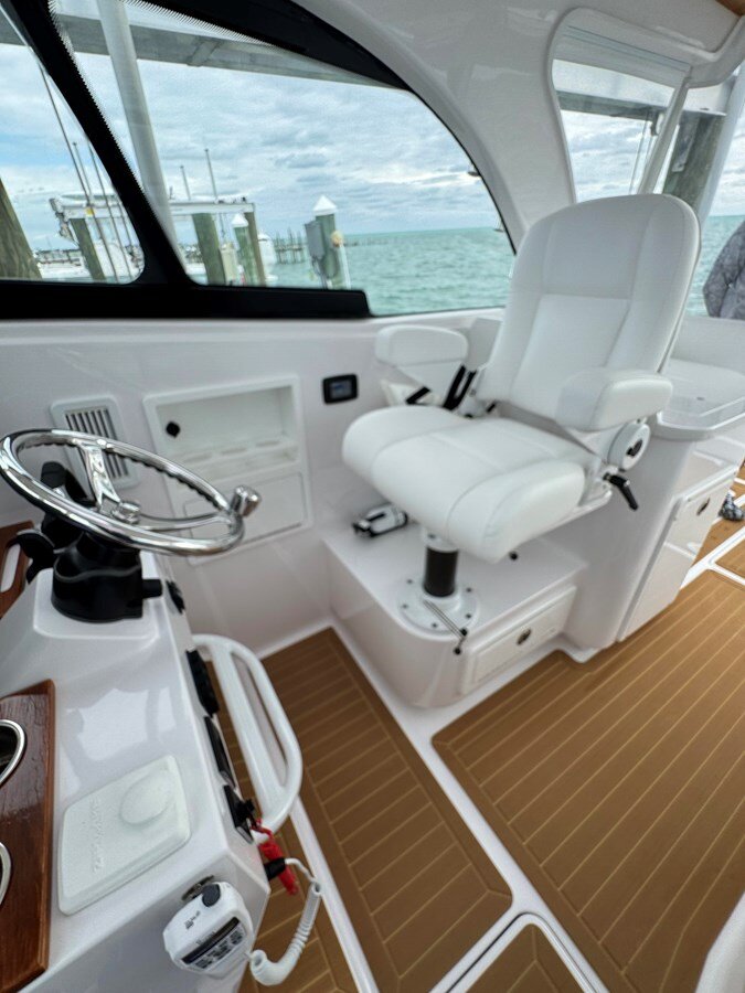 2023-southport-boatworks-32-6-003a79