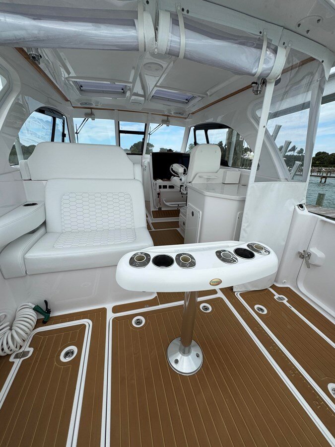 2023-southport-boatworks-32-6-003a79