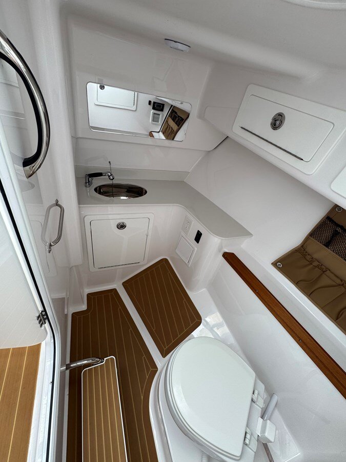 2023-southport-boatworks-32-6-003a79