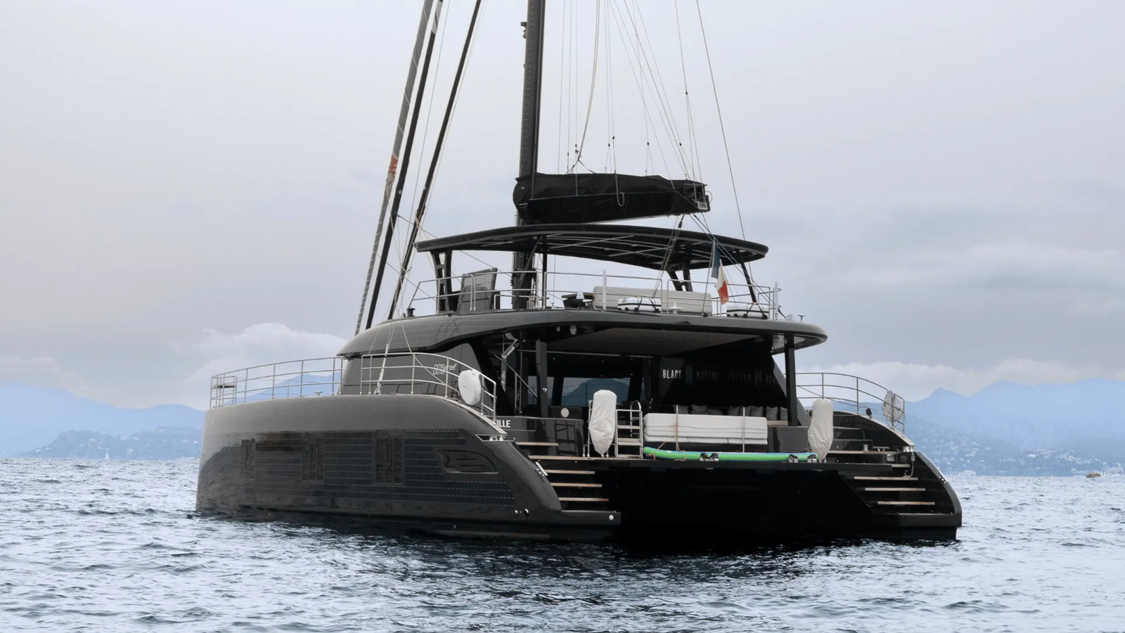 2023-sunreef-yachts-60-6-0f5c51