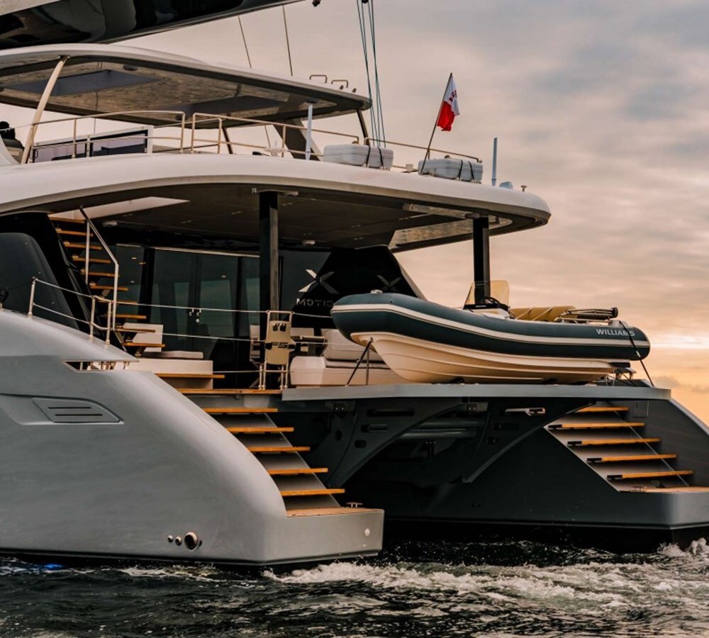 2023-sunreef-yachts-78-4-40cd85