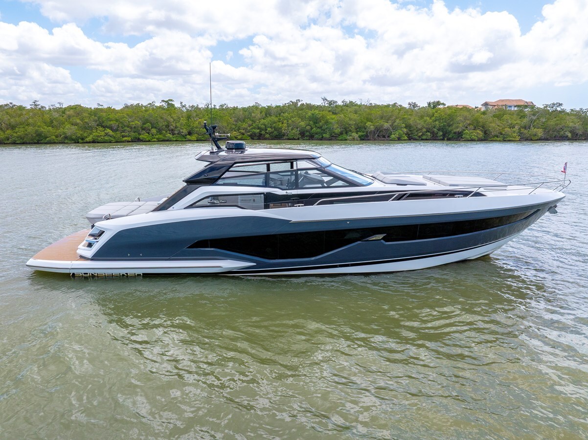 2023-sunseeker-55-33a1b5