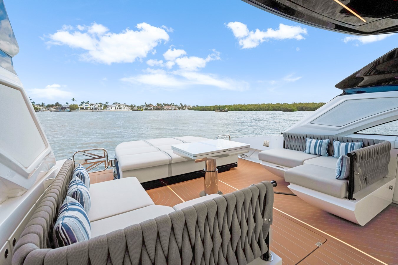 2023-sunseeker-55-33a1b5