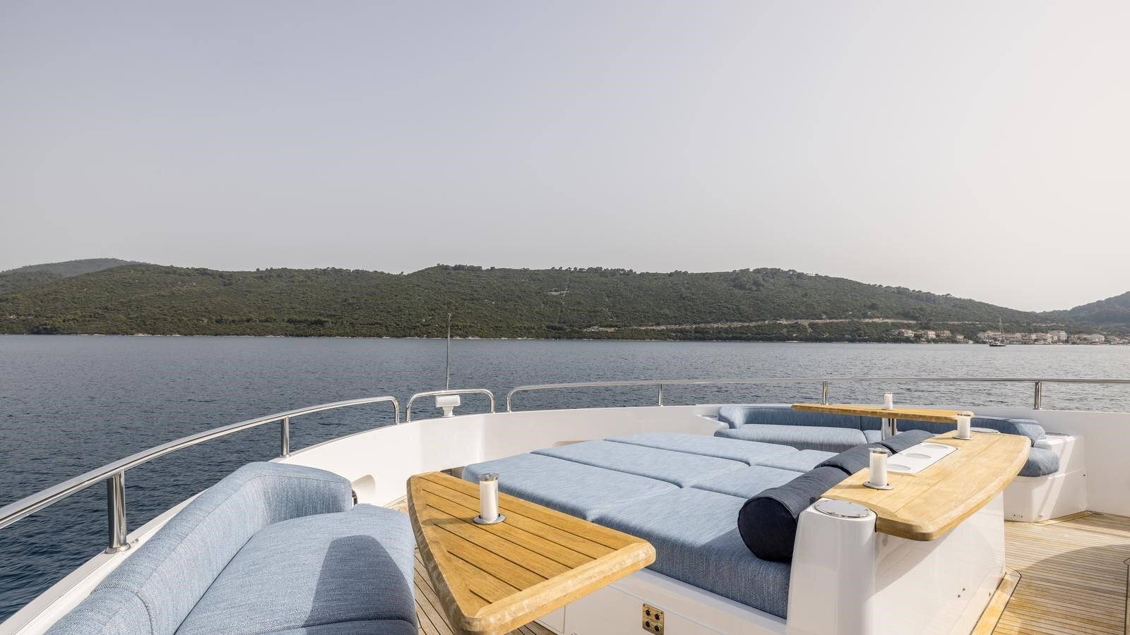 2023-sunseeker-88-11-3061eb