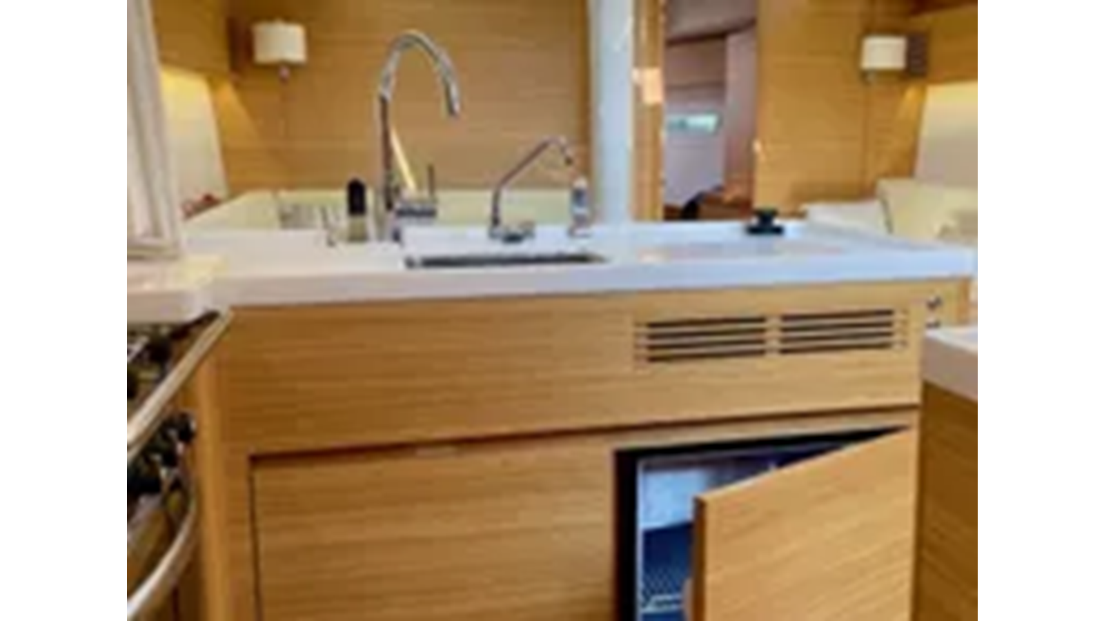 2023-x-yachts-50-3d9503