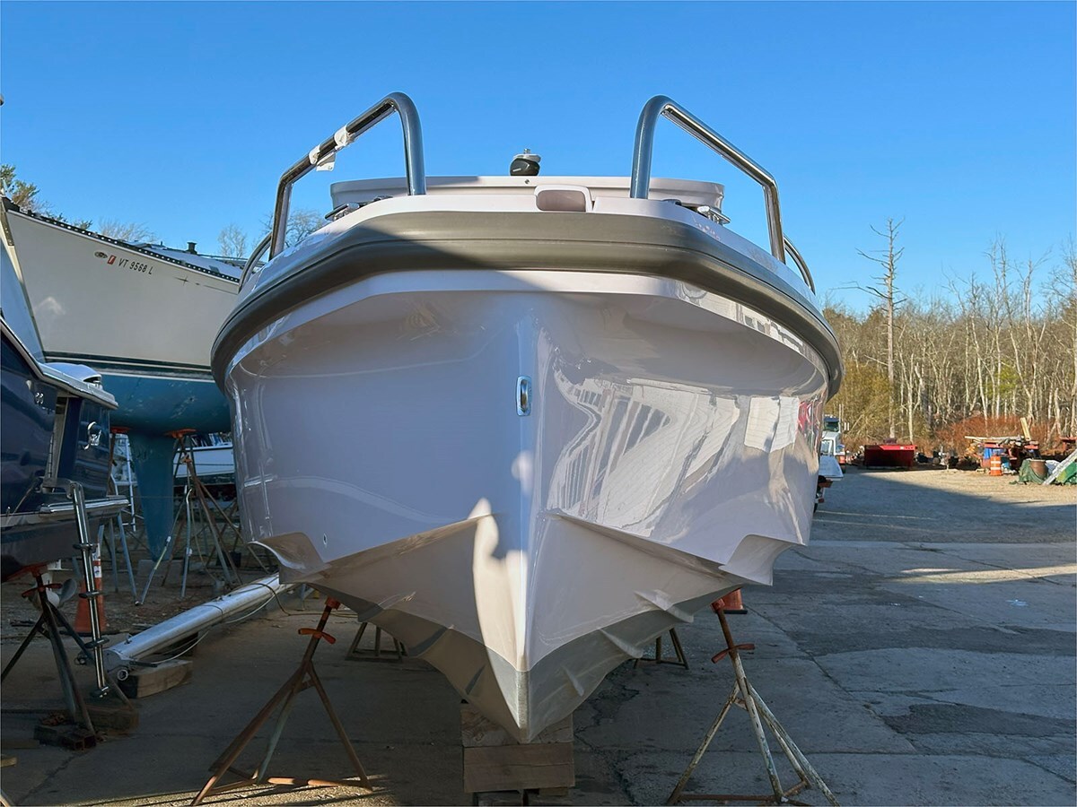 2024-axopar-37-1-54fa4f