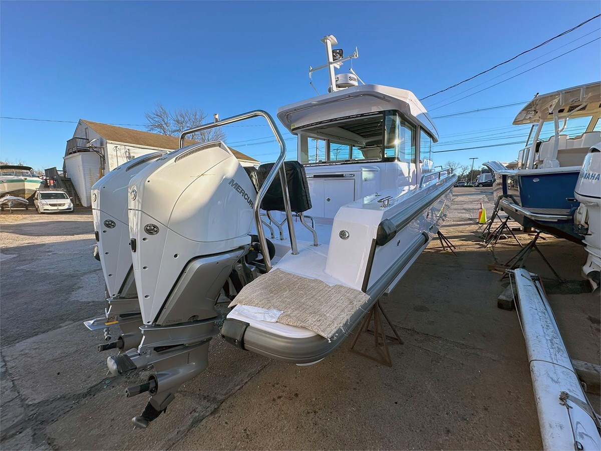 2024-axopar-37-1-54fa4f