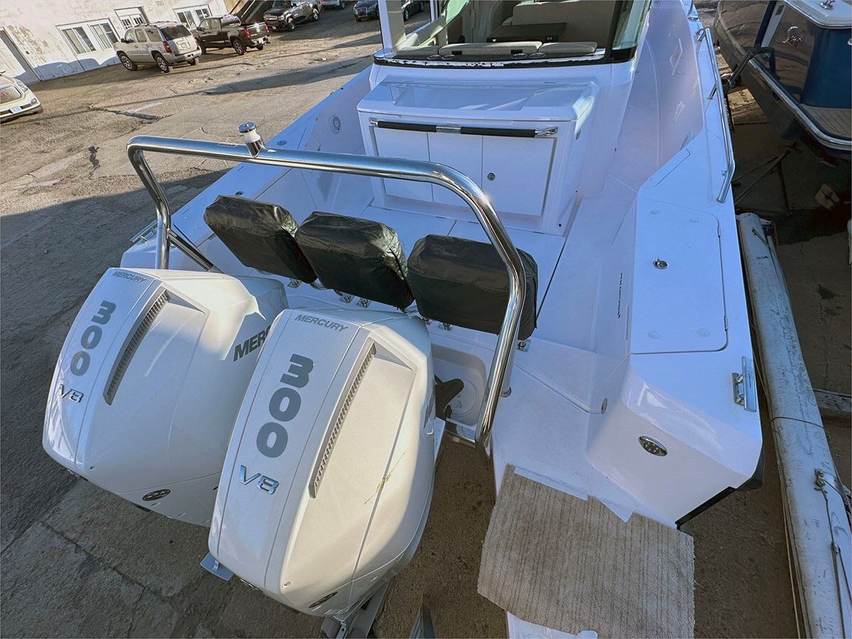 2024-axopar-37-1-54fa4f