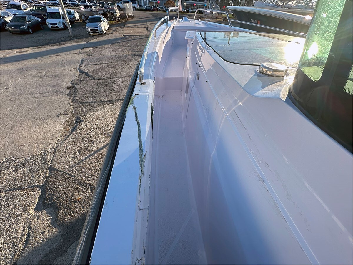 2024-axopar-37-1-54fa4f