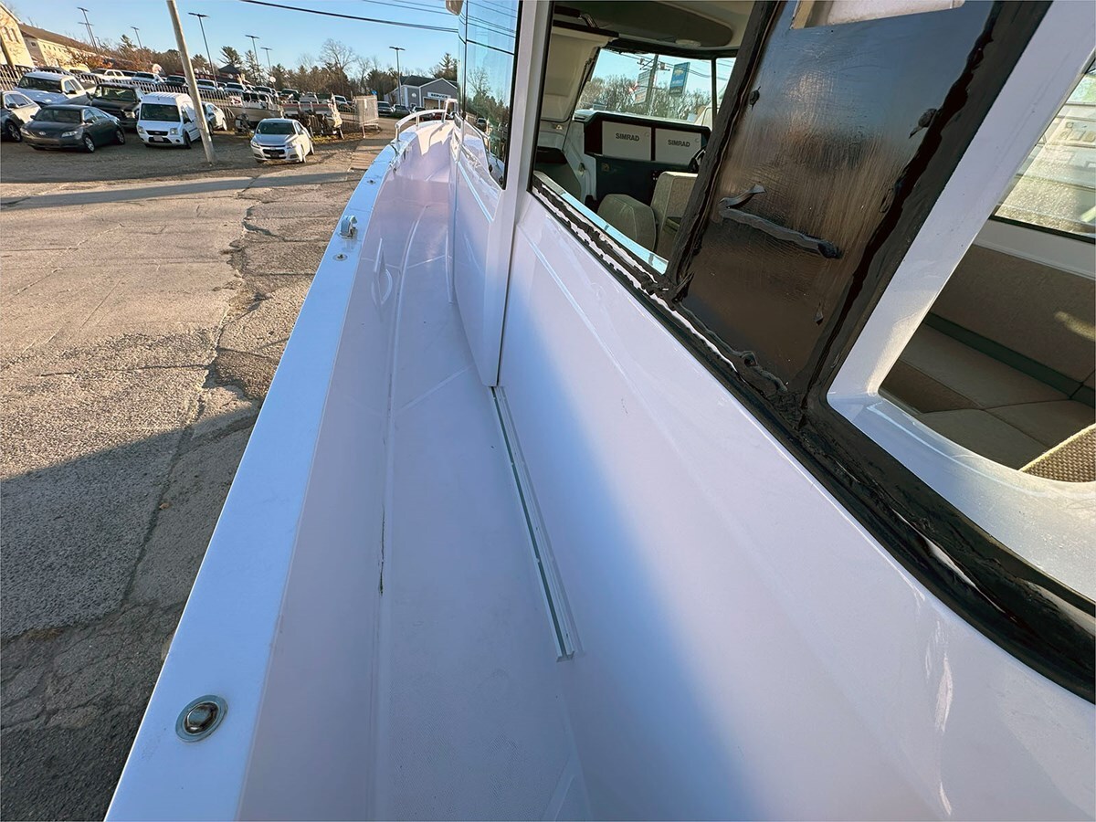 2024-axopar-37-1-54fa4f