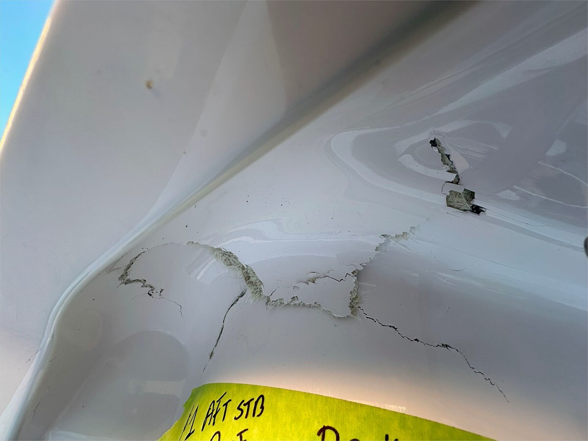 2024-axopar-37-1-54fa4f