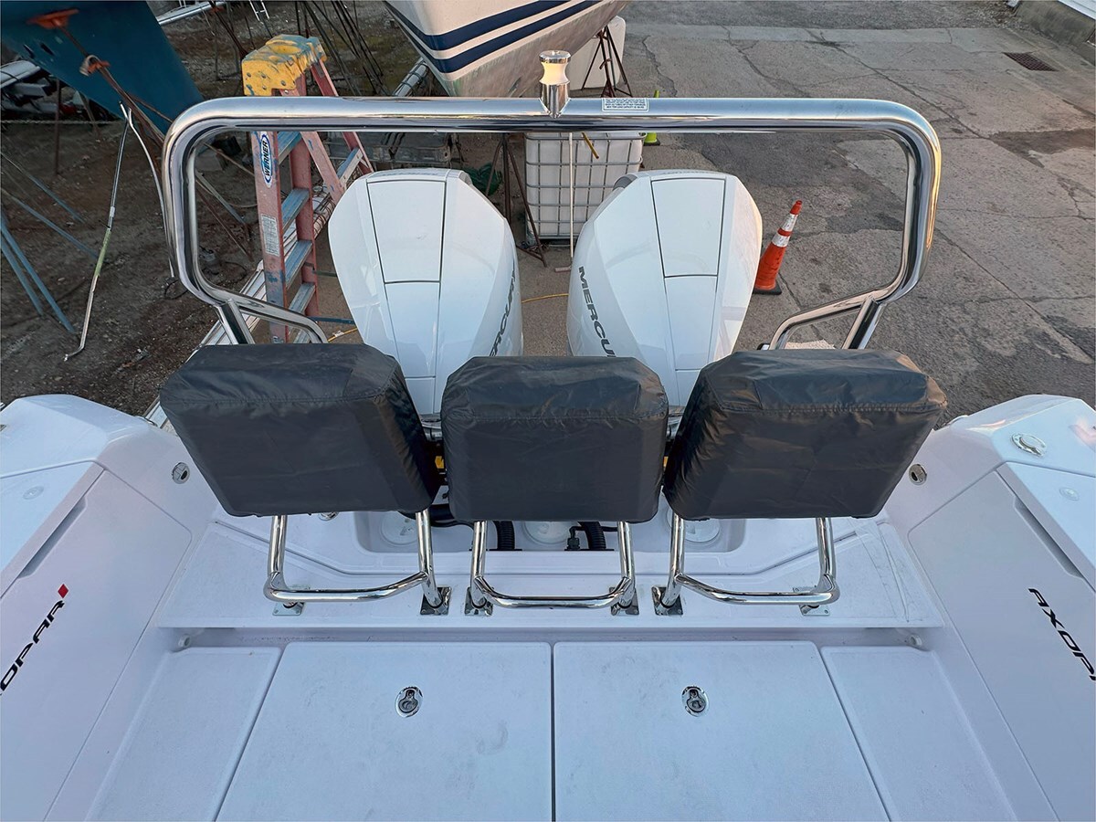 2024-axopar-37-1-54fa4f