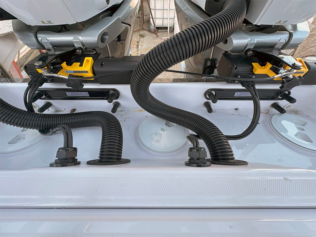 2024-axopar-37-1-54fa4f