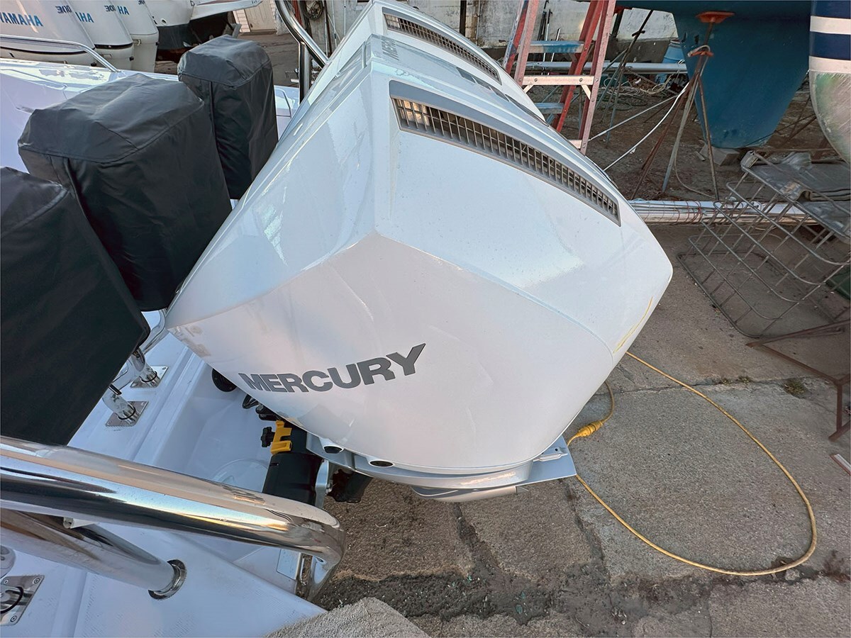 2024-axopar-37-1-54fa4f